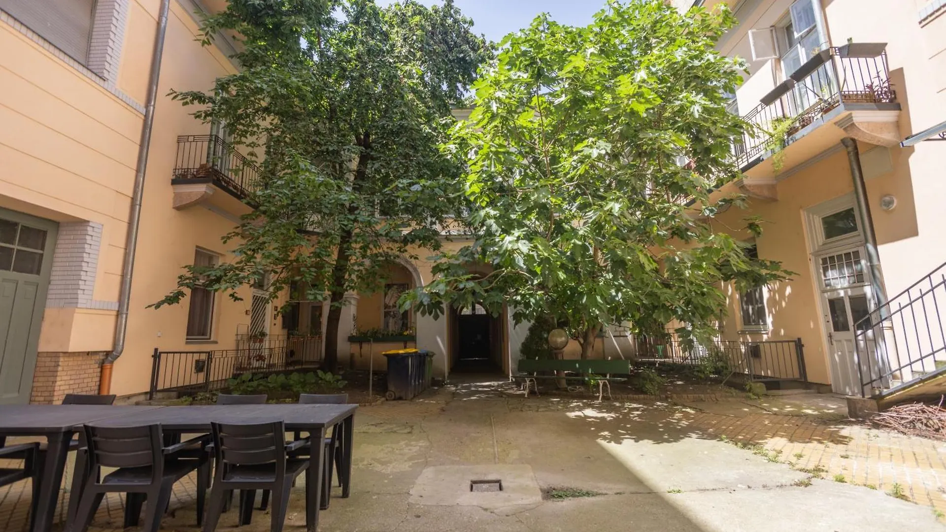 Gasthof Gellerico Rooms At Horanszky Street Budapest